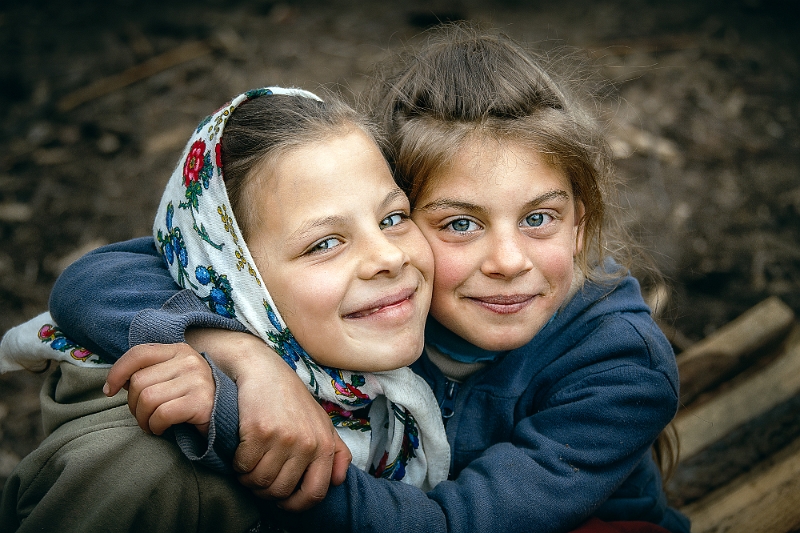 Andrei Grosoșiu - Surorile.jpg